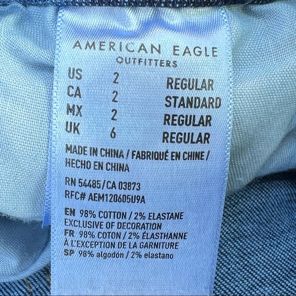 American Eagle Super Stretch Super High Rise Destroyed Denim Jegging Size 2 - Picture 8 of 8